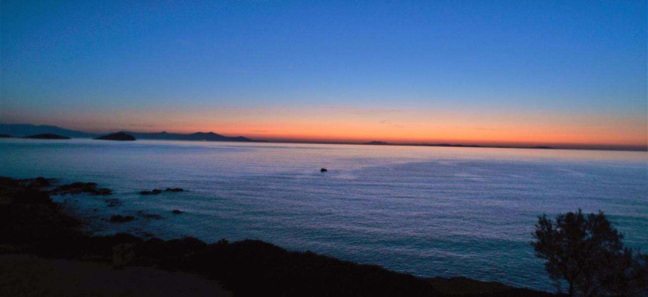 Lalari Beach Suites Vari  Bagian luar foto