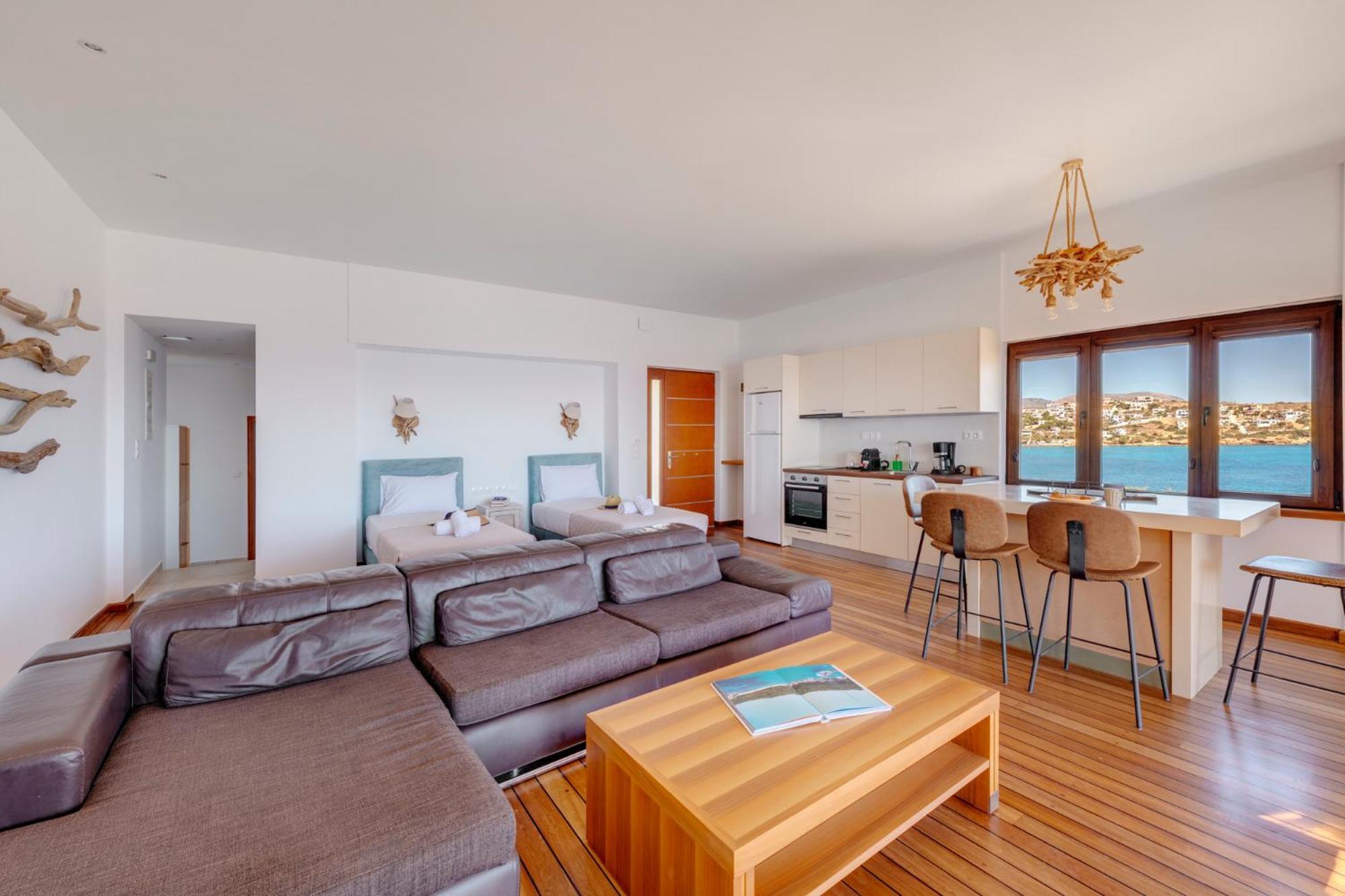 Lalari Beach Suites Vari  Bagian luar foto