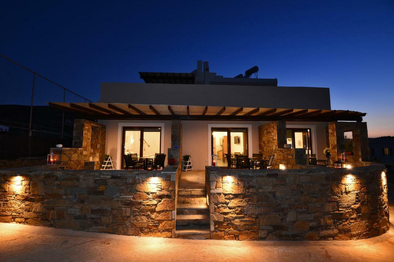 Lalari Beach Suites Vari  Bagian luar foto